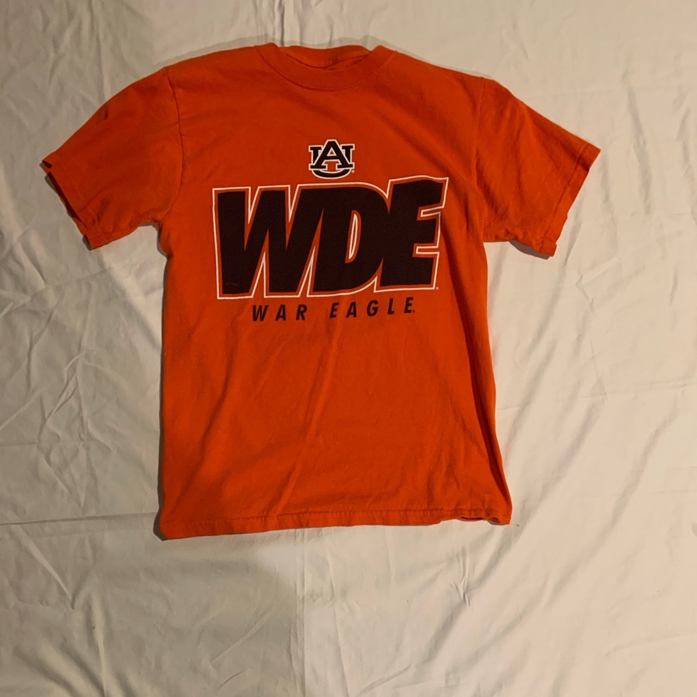 This is a orange auburn WDE war Eagle shirt